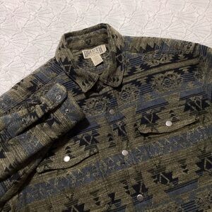 Duluth Trading Relaxed Fit Lined Shirt Jacket Aztec Print